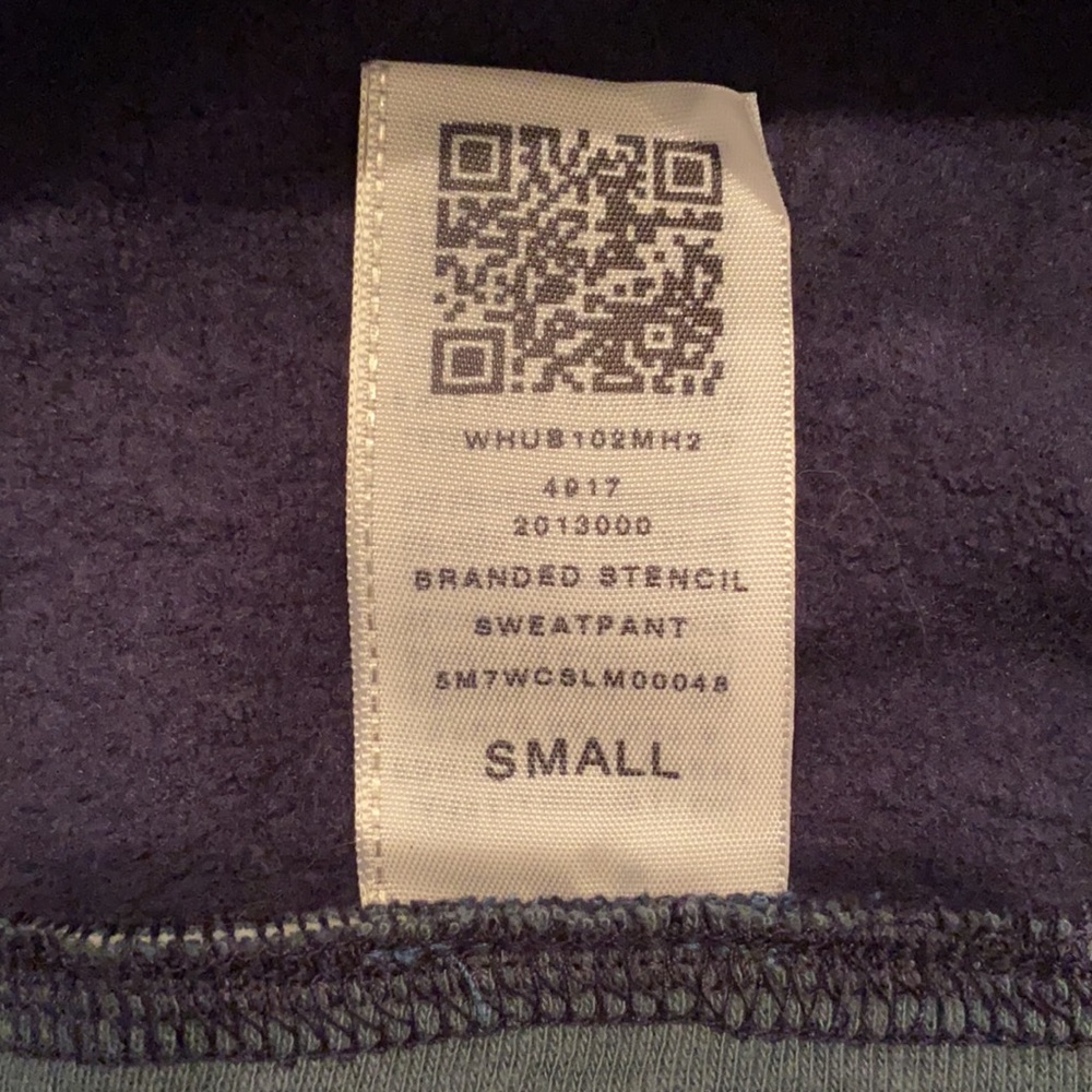 True Religion - Picture 6 of 6